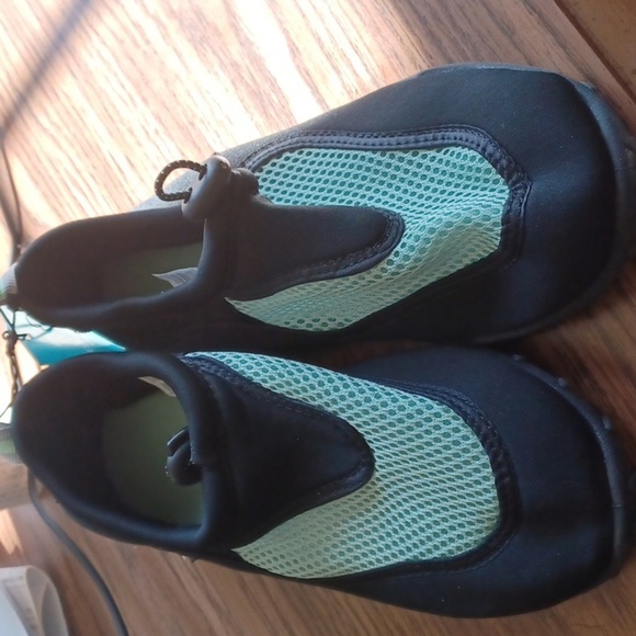 West Loop Kids' Water Shoes Green Large 4/5 - Picture 1 of 4